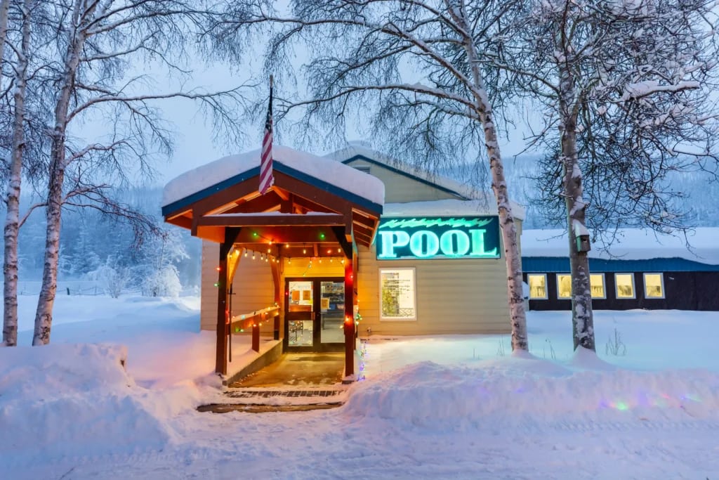 Snow around Chena Hot Springs